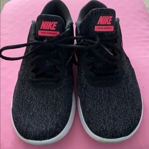 Nike flex contact sz 10